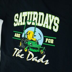 Barstool Sports T-Shirt Mens Medium Black Saturdays Are For Dads Retro Graphic